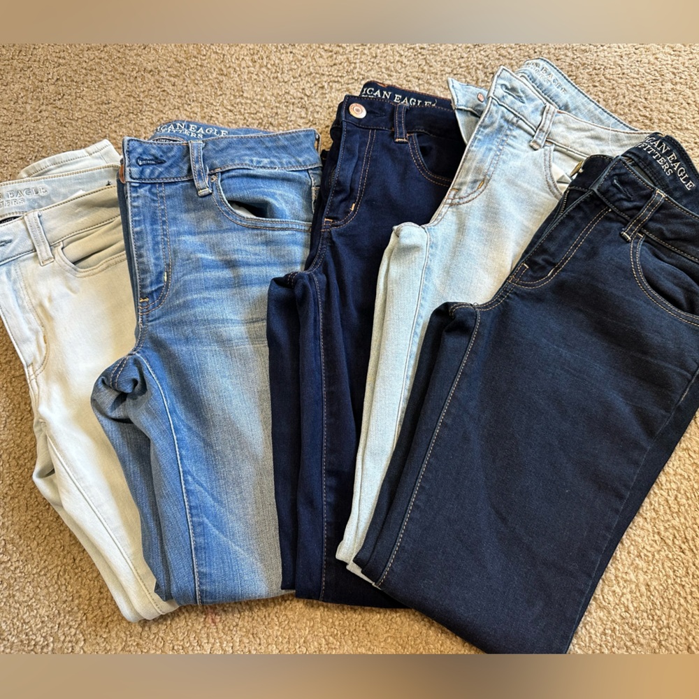 👖 American Eagle Jeans Lot – Women’s Size 6 (5 Pairs)